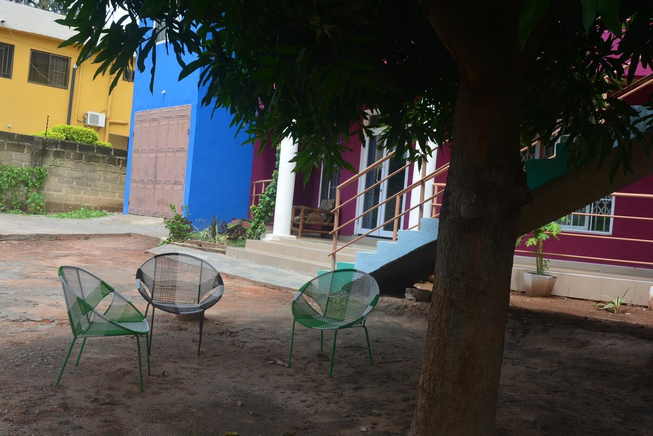 The Accra Backpackers Hostel Екстер'єр фото