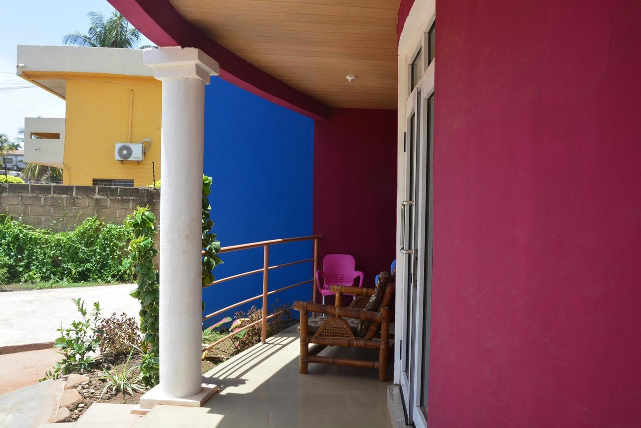The Accra Backpackers Hostel Екстер'єр фото