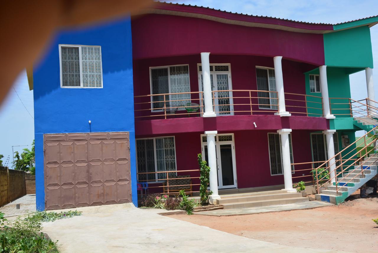 The Accra Backpackers Hostel Екстер'єр фото